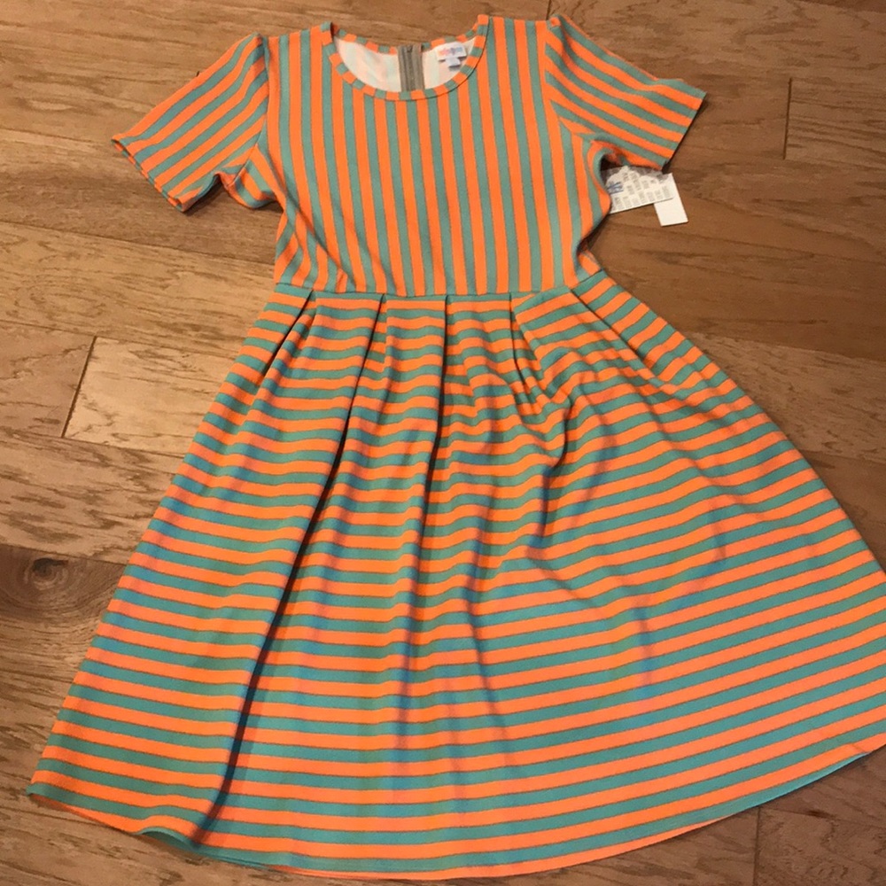 XL Green & Orange 🍊 Striped LuLaRoe Amelia Dress